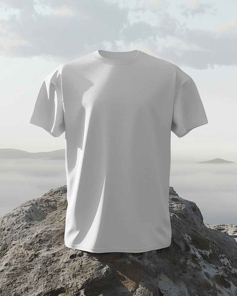 Men Solid White Regular T-Shirt.