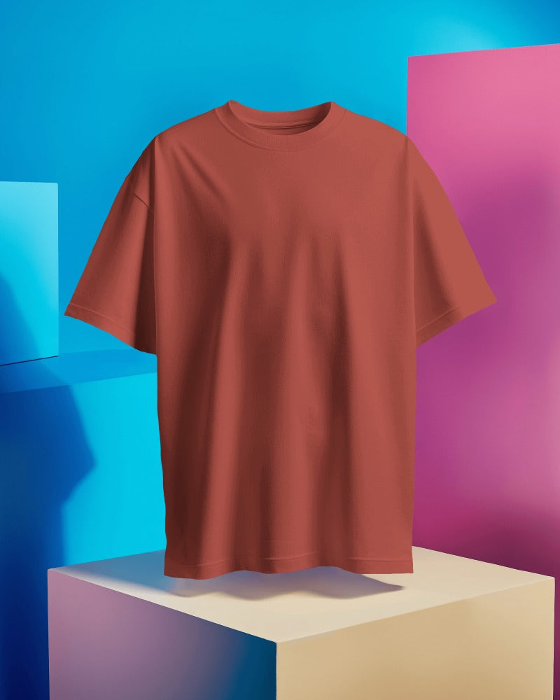 Men Solid Red Regular T-Shirt.