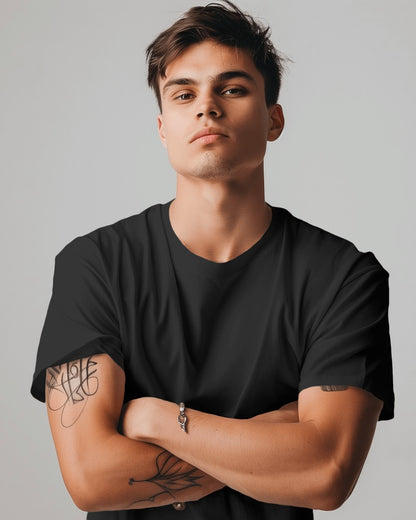 Men Solid Black Regular T-Shirt.
