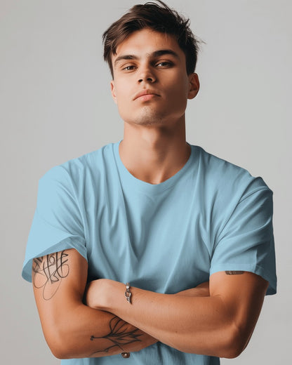 Men Solid Blue Regular T-Shirt.